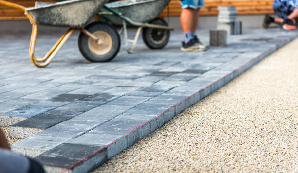 Best Local Driveway Pavers  in Maple Bluff, WI